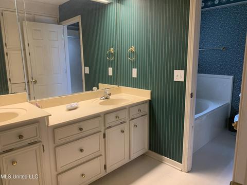 11 Parkview Rd, Clinton, MS 39056 photo 8