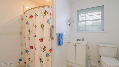 123 E Azalea Dr, Long Beach, MS 39560 photo 14