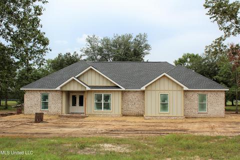2172 Timber Ln, Lucedale, MS 39452 photo 1