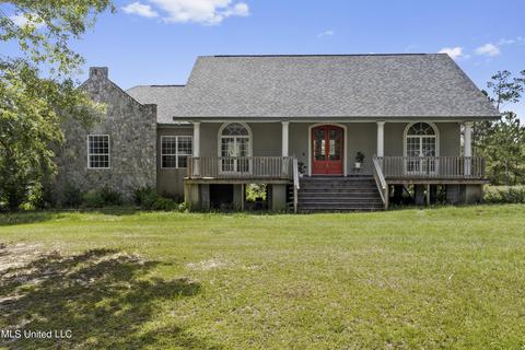 2549 Long Leaf Dr, Perkinston, MS 39573 photo 2