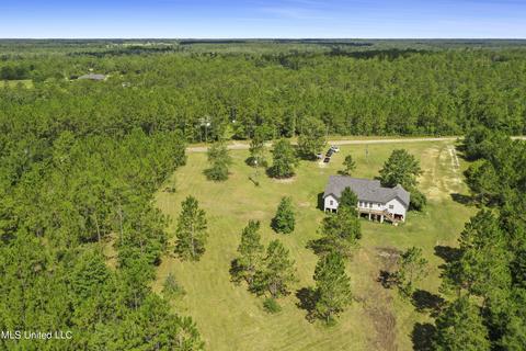 2549 Long Leaf Dr, Perkinston, MS 39573 photo 1
