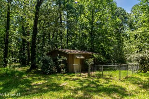 328 Spring Hill Dr, Terry, MS 39170 photo 7