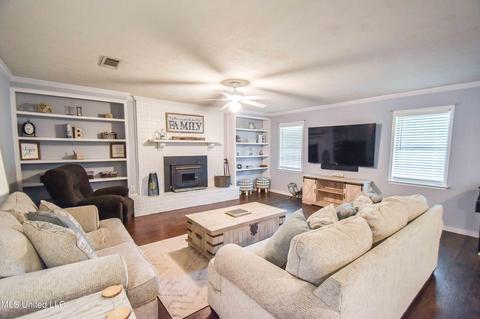155 Terry Cv, Florence, MS 39073 photo 6