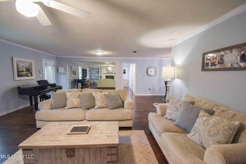155 Terry Cv, Florence, MS 39073 photo 8