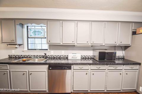 155 Terry Cv, Florence, MS 39073 photo 14