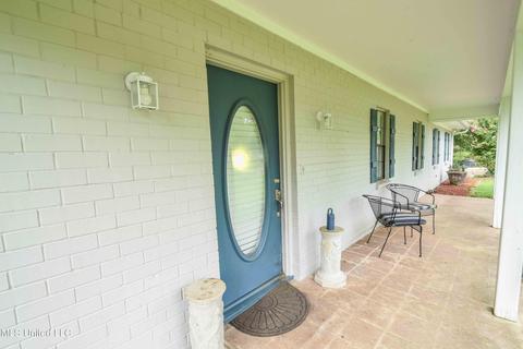 155 Terry Cv, Florence, MS 39073 photo 4