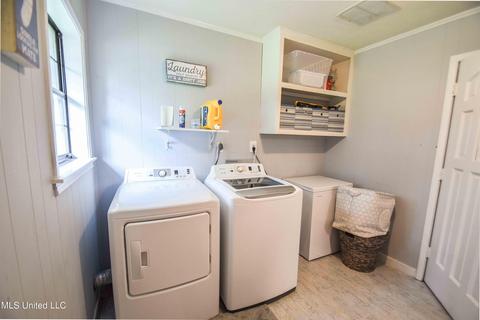155 Terry Cv, Florence, MS 39073 photo 16