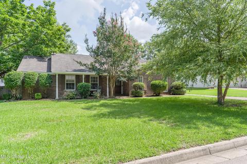 225 Cobblestone Dr, Madison, MS 39110 photo 3