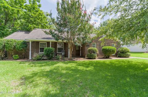 225 Cobblestone Dr, Madison, MS 39110 photo 2