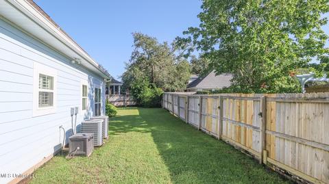 107 E Azalea Dr, Long Beach, MS 39560 photo 30