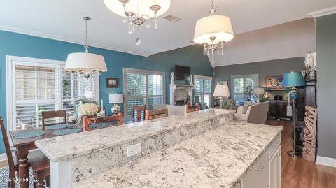 107 E Azalea Dr, Long Beach, MS 39560 photo 10