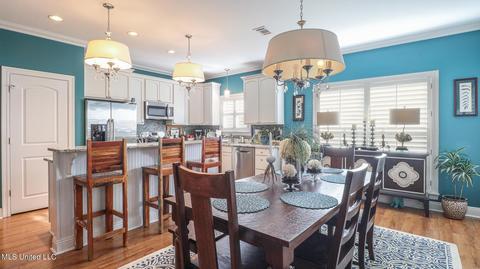 107 E Azalea Dr, Long Beach, MS 39560 photo 7