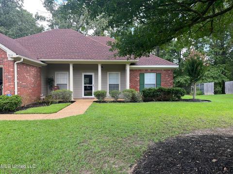 708 Forest Woods Dr, Byram, MS 39272 photo 3