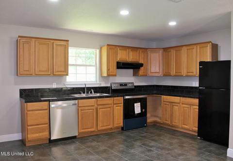 147 Meadow St, Lucedale, MS 39452 photo 10