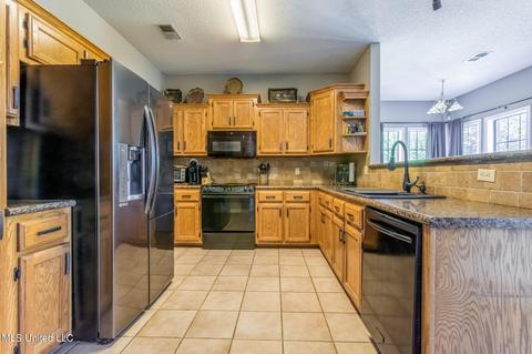 3395 Stone Meadow Cv, Nesbit, MS 38651 photo 5