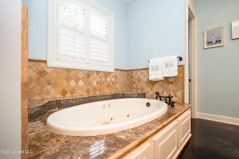 4226 Athens Dr, Jackson, MS 39211 photo 23