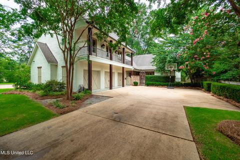 4226 Athens Dr, Jackson, MS 39211 photo 1