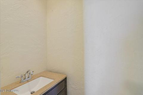 5100 Pine Pointe Dr, Jackson, MS 39211 photo 8
