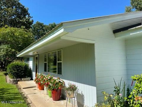 1744 Highway 35, Forest, MS 39074 photo 4