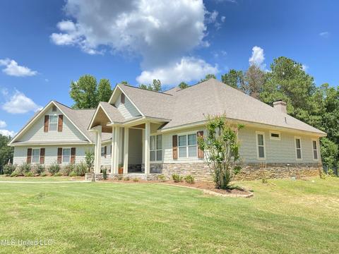 302 Ammerman Cv, Florence, MS 39073 photo 3