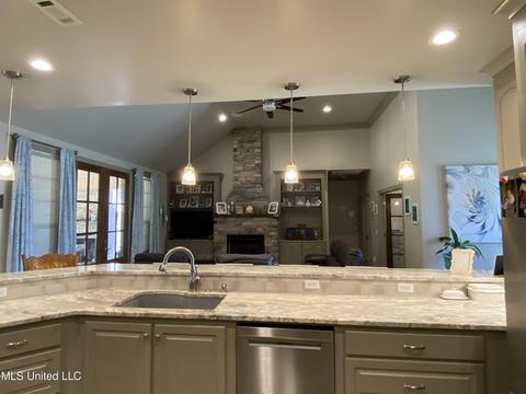 302 Ammerman Cv, Florence, MS 39073 photo 21