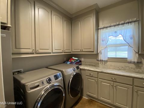 302 Ammerman Cv, Florence, MS 39073 photo 37