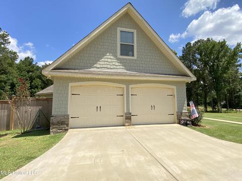 302 Ammerman Cv, Florence, MS 39073 photo 4