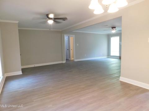 329 Foxboro Dr, Jackson, MS 39211 photo 10