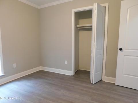 329 Foxboro Dr, Jackson, MS 39211 photo 17