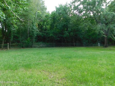 329 Foxboro Dr, Jackson, MS 39211 photo 5