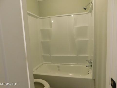 329 Foxboro Dr, Jackson, MS 39211 photo 13