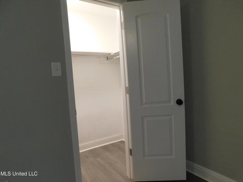 329 Foxboro Dr, Jackson, MS 39211 photo 21