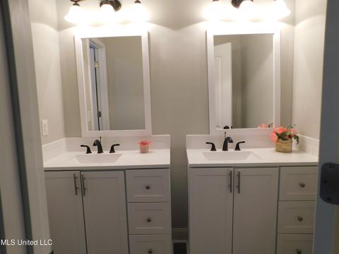 329 Foxboro Dr, Jackson, MS 39211 photo 24