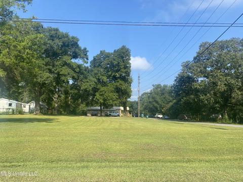 34 Maple St, Lucedale, MS 39452 photo 1