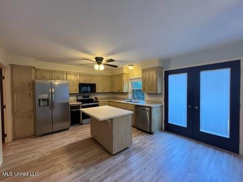 25 Shore Dr, Clinton, MS 39056 photo 8