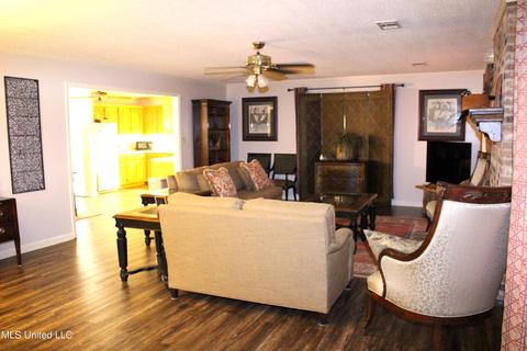 136 Danny Ln, Sardis, MS 38666 photo 12