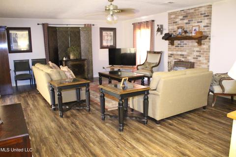 136 Danny Ln, Sardis, MS 38666 photo 13