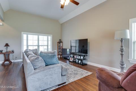 4888 S Balterson Loop, Olive Branch, MS 38654 photo 5