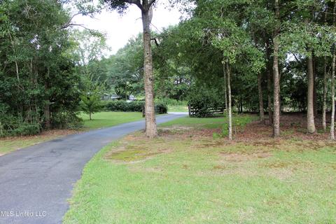 280 Grain Elevator Rd, Lucedale, MS 39452 photo 2
