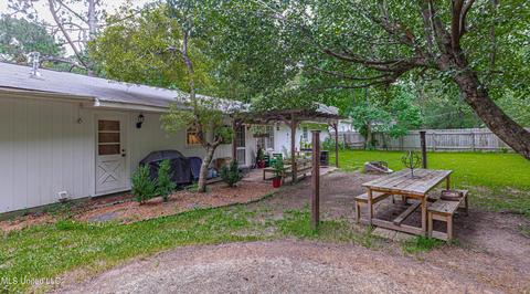 944 Briarwood Dr, Jackson, MS 39211 photo 32