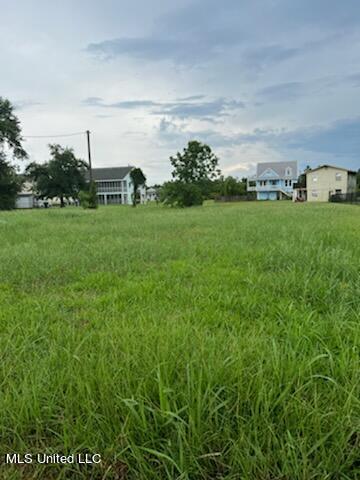 317 319 Coleman Ave, Waveland, MS 39576