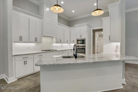 131 St Charles Ave, Florence, MS 39073 photo 10