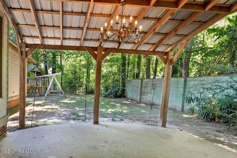 3835 Hawthorne Dr, Jackson, MS 39206 photo 41
