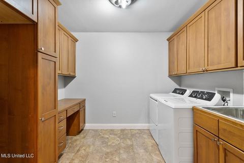 3835 Hawthorne Dr, Jackson, MS 39206 photo 31