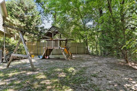3835 Hawthorne Dr, Jackson, MS 39206 photo 43