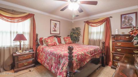 4901 Glaude St, Moss Point, MS 39563 photo 10