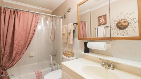 4901 Glaude St, Moss Point, MS 39563 photo 8