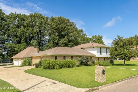 6529 Trace Dr, Jackson, MS 39213 photo 1
