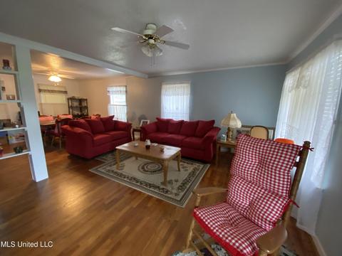 11913 Patrick Henry St, Moss Point, MS 39562 photo 2