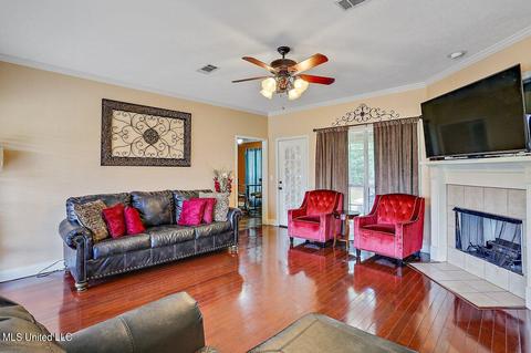 355 Greystone Pointe, Terry, MS 39170 photo 4